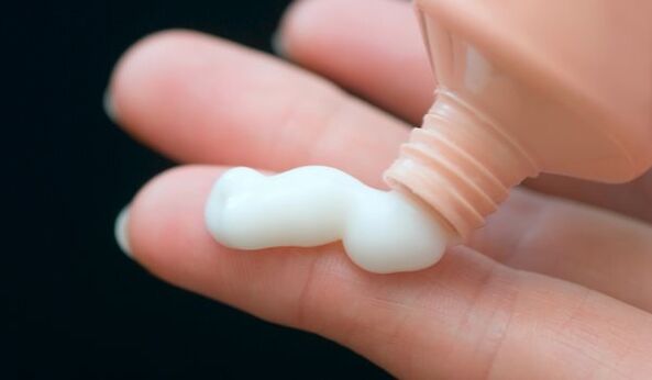 Unguento per il trattamento dell'artrosi del ginocchio